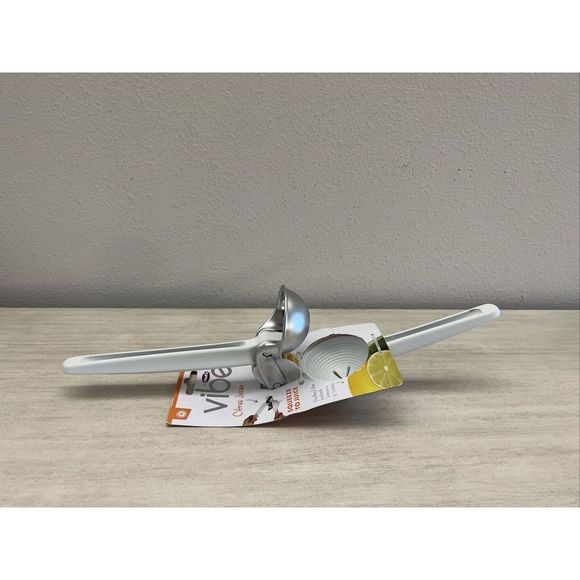 Chefn FreshForce Citrus Juicer, 10.25in L White - Picture 5 of 7